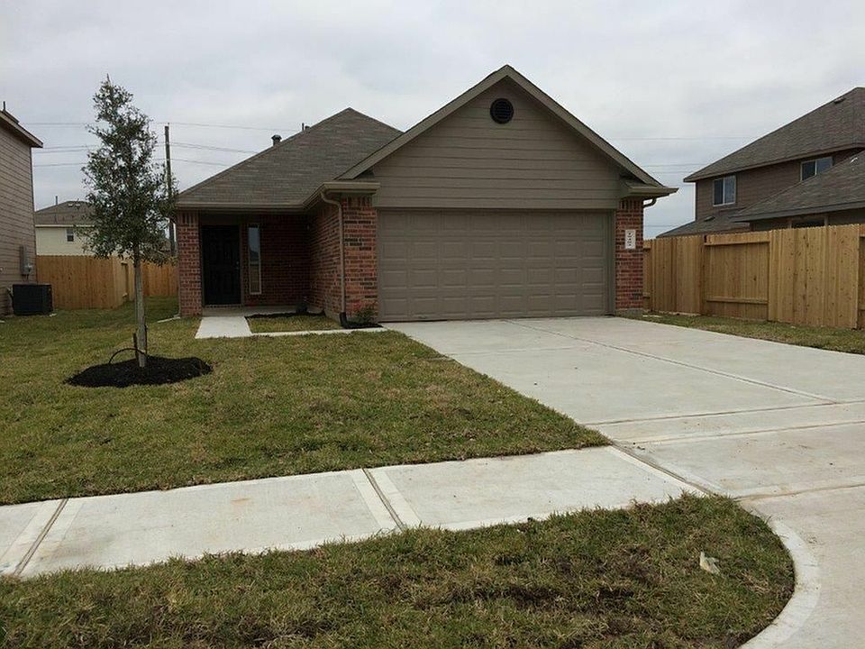 1st image of 19402 Plantation Field Dr