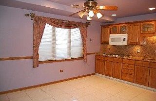 5th image of 2417 N 78th Ave #1