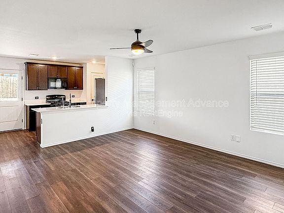 5th image of 1512 Deerchase Dr