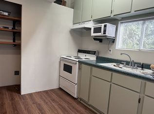 20 NE Saber Dr, Belfair, WA 98528