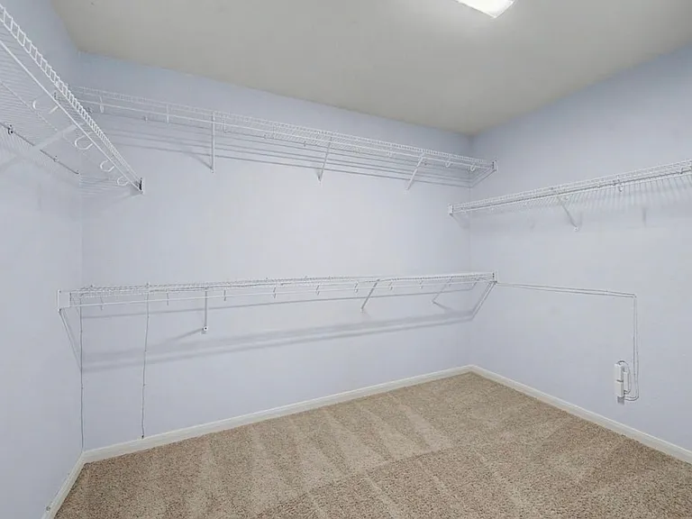9519 Arrowhead Terrace Ln — Photo 8