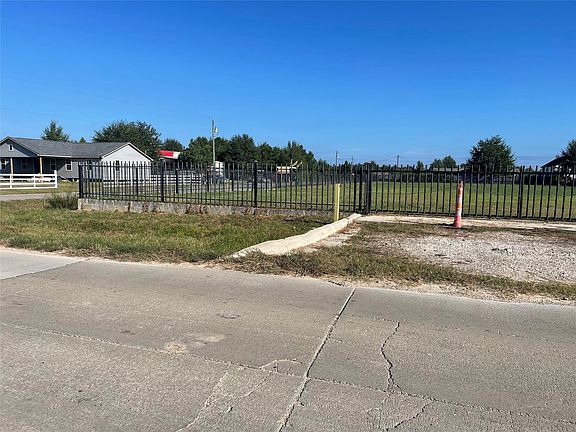 2nd image of 109 County Road 3580