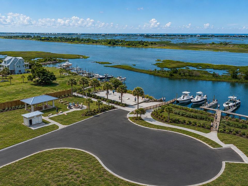 2nd image of 351 E Wayfinder Lane