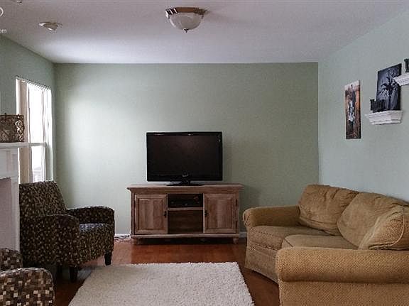 2nd image of 725 Natalia Dr