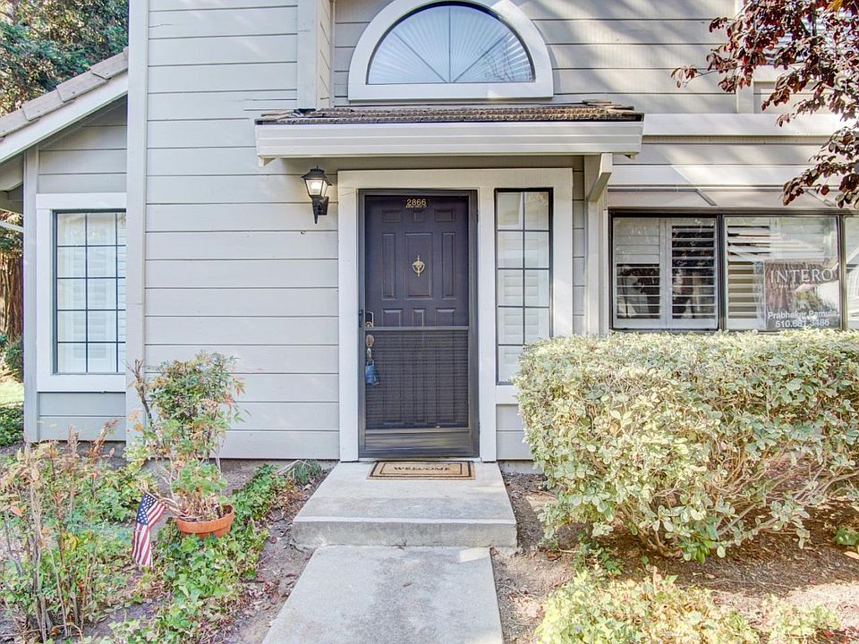 1st image of 2866 Buena Crest Ct