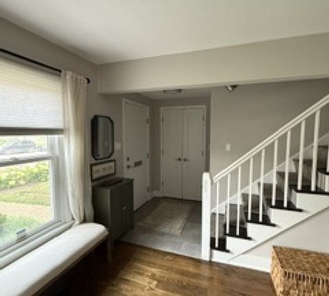 3rd image of 617 Park Ave