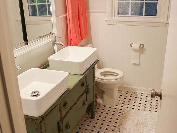 5th image of 1035 Ardmore Dr