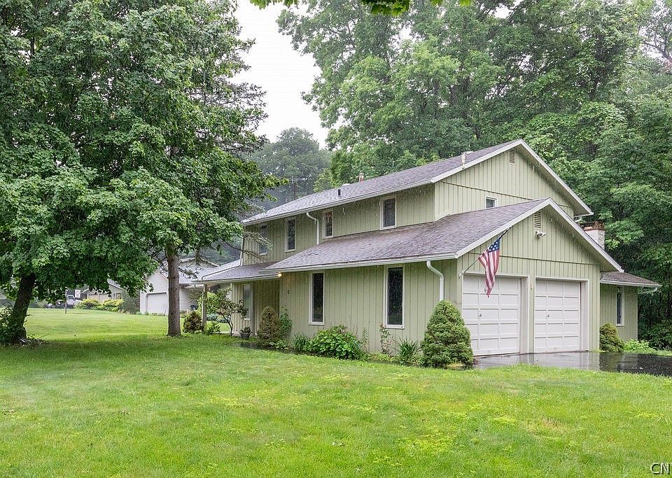 1st image of 13 Green Fir Cir