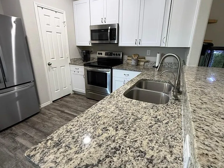 21023 Twining Rose Ln — Photo 3