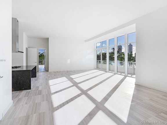 3rd image of 4701 N Meridian Ave Unit 202