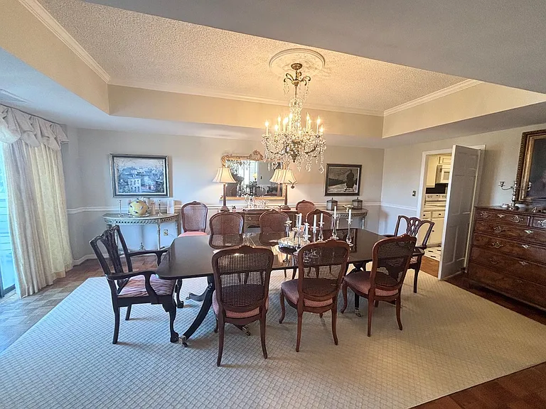 1829 Senate St #9C — Photo 13
