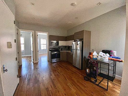 1st image of 1804 Saint Johns Pl #3