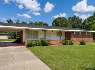 211 7th Ave, Atmore, AL 36502