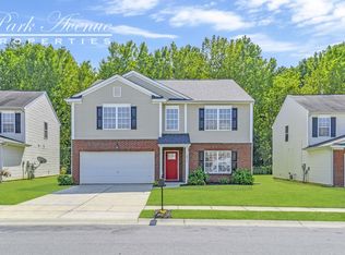 8812 Chalkstone Rd, Charlotte, NC 28216