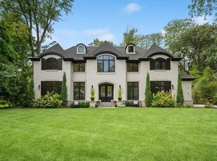 1340 Buttonwood Ln, Glenview, IL 60025
