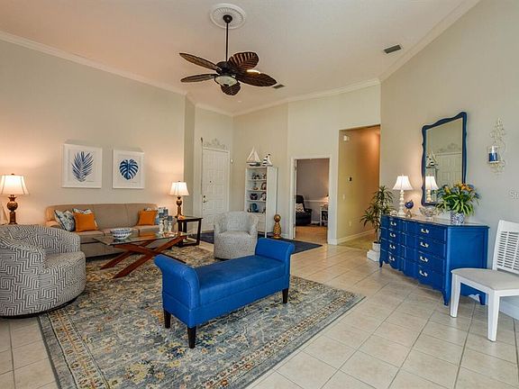 4th image of 657 Crossfield Cir #6