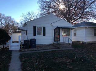 1930 Howard Ave, Waterloo, IA 50702