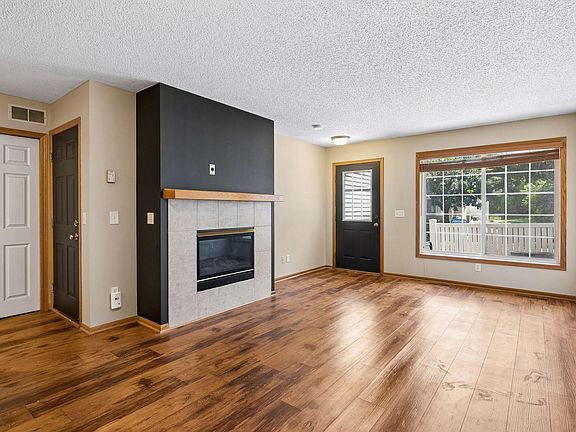 3rd image of 1765 Riverwood Dr #73