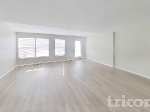 3rd image of 4839 Limestone Ct