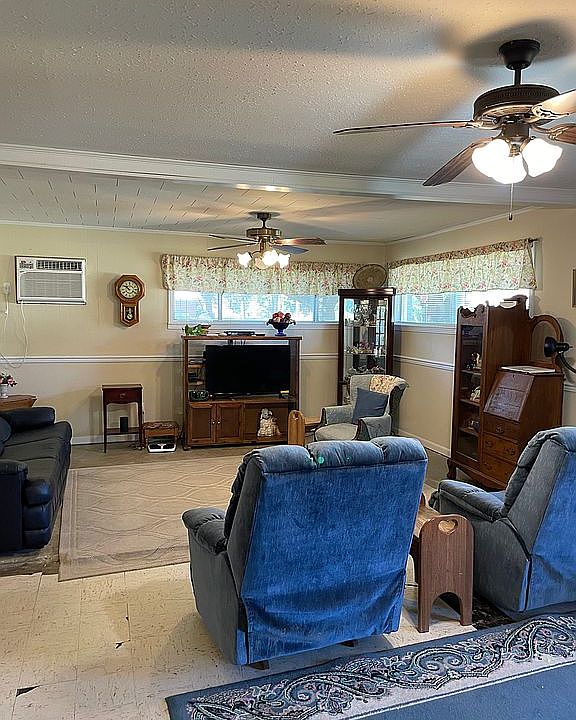 1003 Clarence St, Jonesville, LA 71343 Zillow