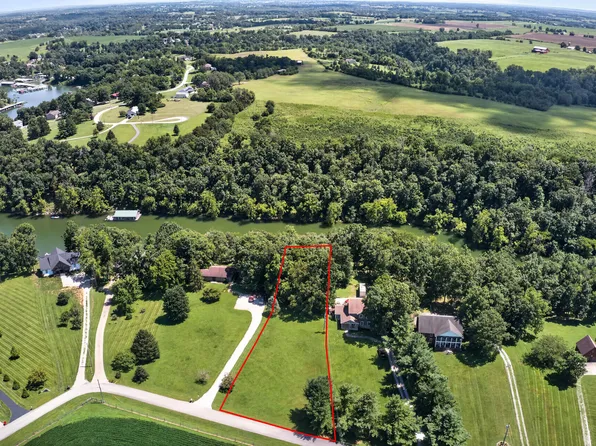 311 Lakeland Dr, Harrodsburg, KY 40330