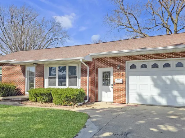 129 Acadia St, Waterloo, IA 50702