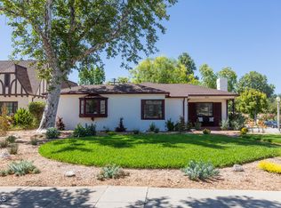2066 Las Lunas St, Pasadena, CA 91107