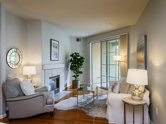 5th image of 111 Saint Matthews Ave APT 104
