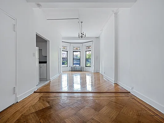 Rented by Ivey North LLC | media 9