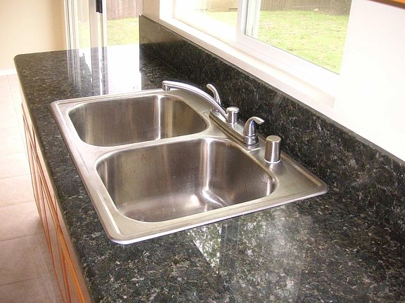 4th image of 3435 Bernadette Ct APT B