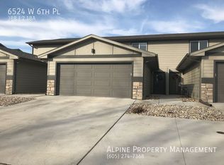 6524 W 6th Pl, Sioux Falls, SD 57107