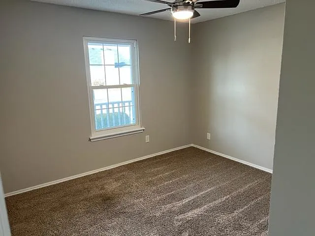 1901 N Butternut Ave — Photo 14