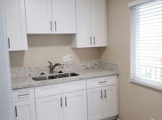 5729 California Ave #E, Long Beach, CA 90805