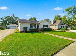 1407 18th Ave, Eldora, IA 50627