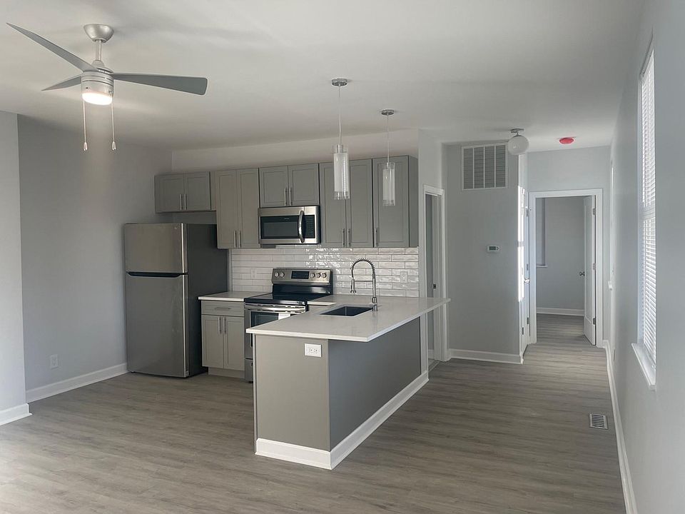 1st image of 216 Findlay St #2