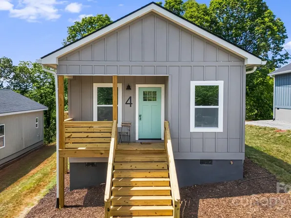 4 Chestnut Ridge Ave, Asheville, NC 28804
