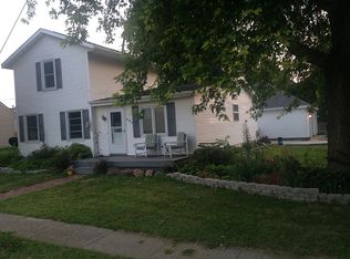 203 Main St, Pecatonica, IL 61063