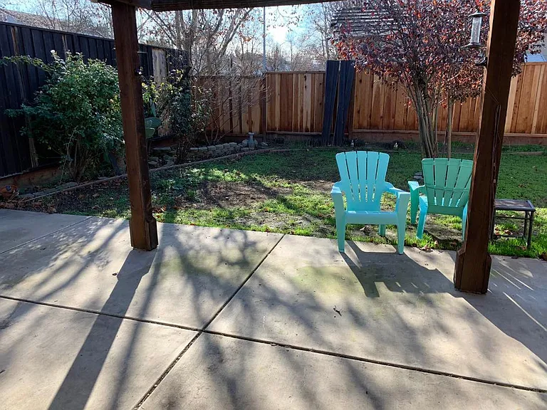 513 Saddleback Cir — Photo 10