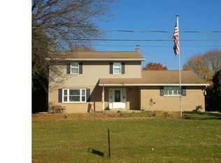3751 Chestnut Hill Rd, Coopersburg, PA 18036