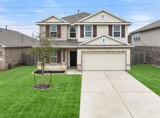 7931 Wood Hollow Dr, Baytown, TX 77521