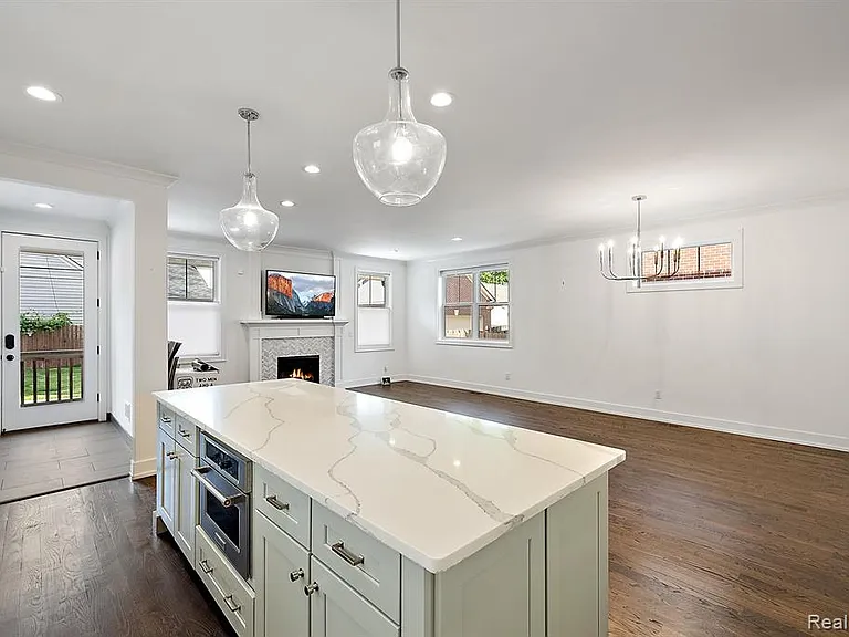 811 Smith Ave — Photo 18