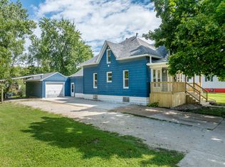 500 W 3rd St, Sumner, IA 50674