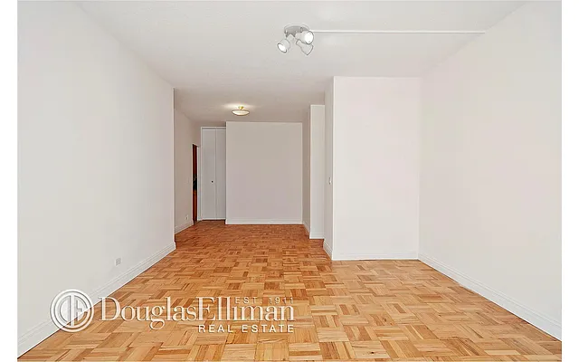 Rented by Douglas Elliman | media 4