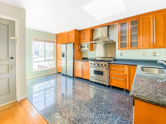 2nd image of 1987 33rd Ave