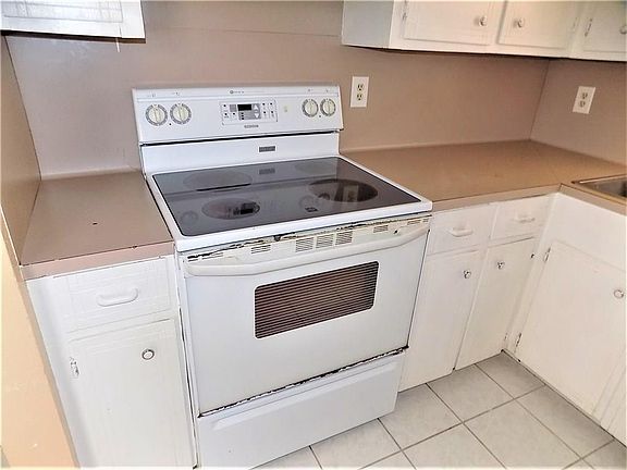4th image of 2629 Allencrest Dr