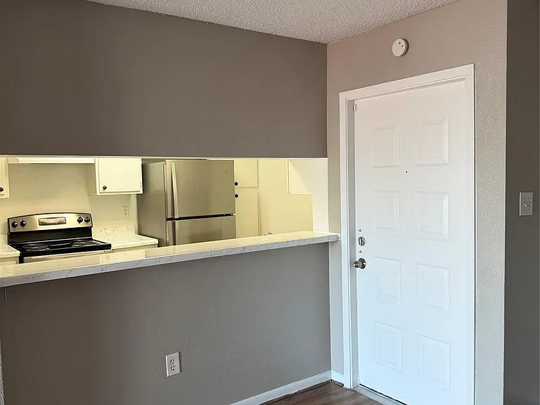 2816 S Bartell Dr #37 — Photo 2