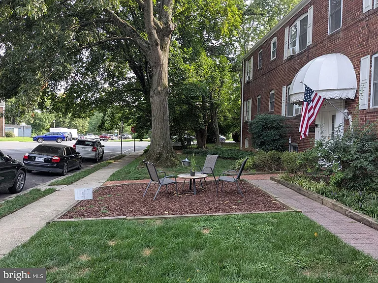 1400 N Kenilworth St #4 — Photo 5