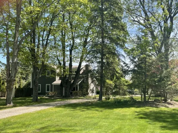 1719 66th St, Fennville, MI 49408