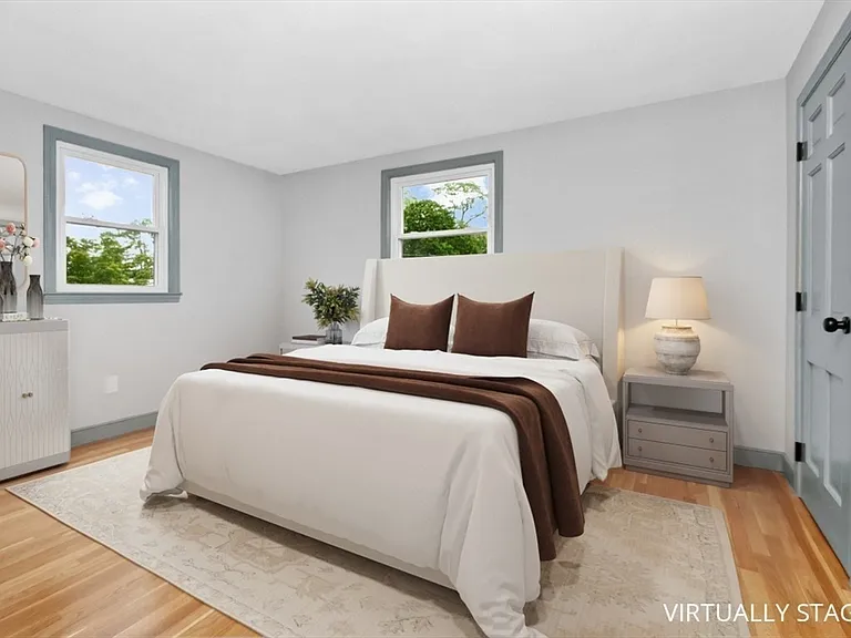 29 Harbor St — Photo 17