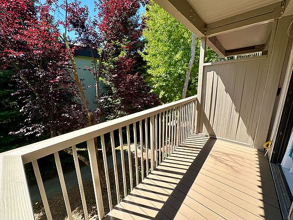 3rd image of 1211 Shelter Creek Ln #1211
